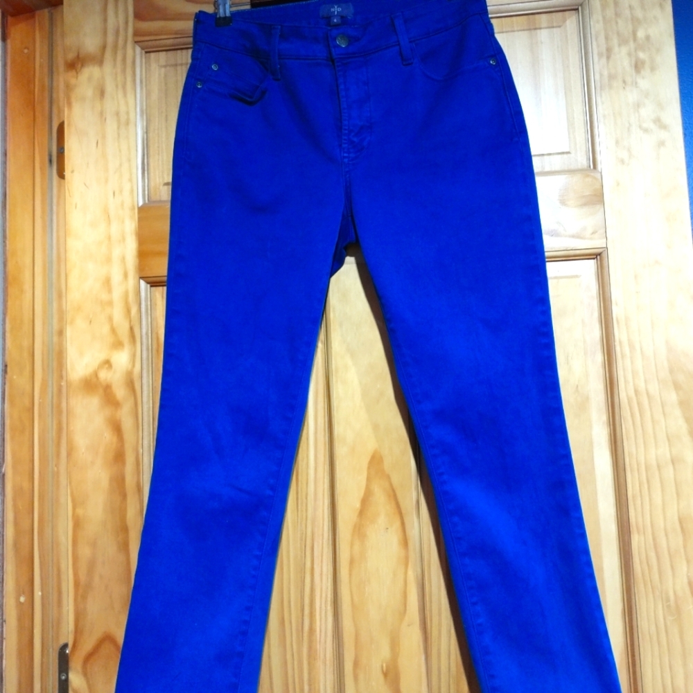 NYDJ SIZE 6 ROYAL BLUE